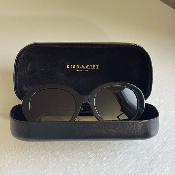 Coach oval Sunglasses Black Olive Gradient with case - Picture 4 of 15
